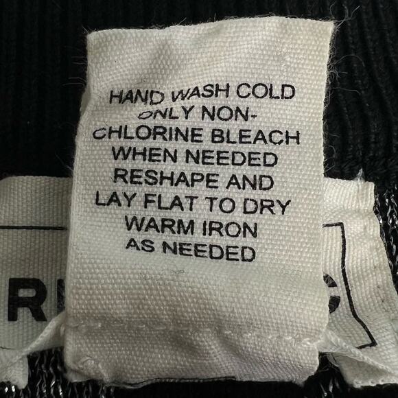 VTG For The Republic Womens Kisses Crewneck Sweater M 90s Y2K Retro Silver Lips - Picture 6 of 7